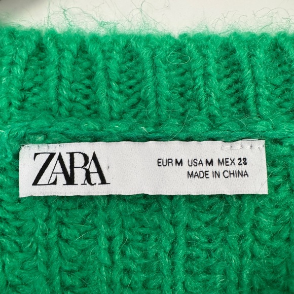Zara Vibrant Green Knit Crop Top - Picture 3 of 9